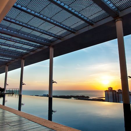 Asia Melaka Hotel Managed By The Straits Hotel & Suites Екстериор снимка