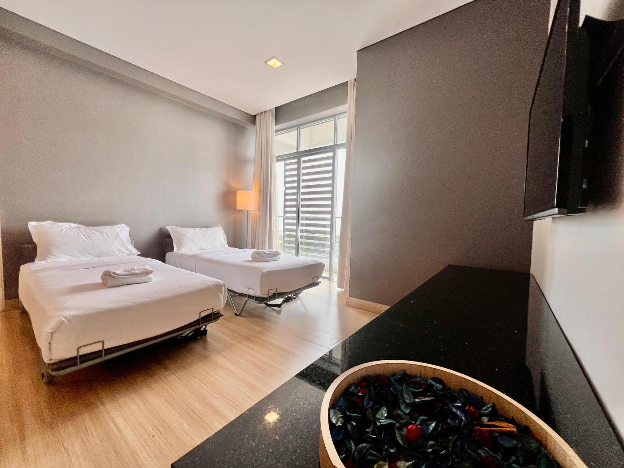 Asia Melaka Hotel Managed By The Straits Hotel & Suites Екстериор снимка