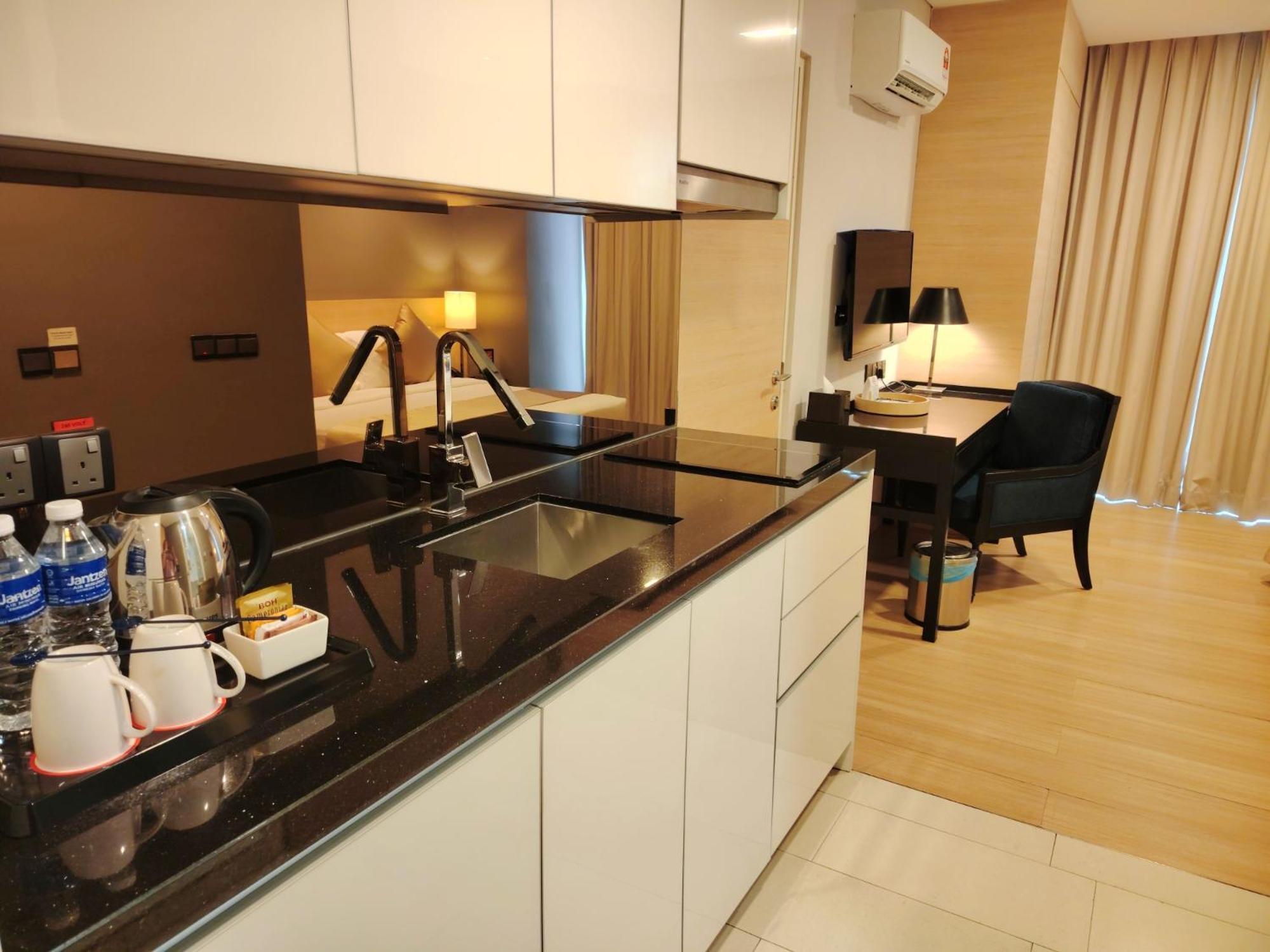Asia Melaka Hotel Managed By The Straits Hotel & Suites Екстериор снимка
